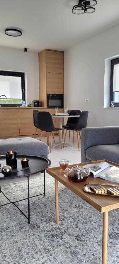 Apartment Bast 17: Spacious Mandoria With Parking And Terrace *