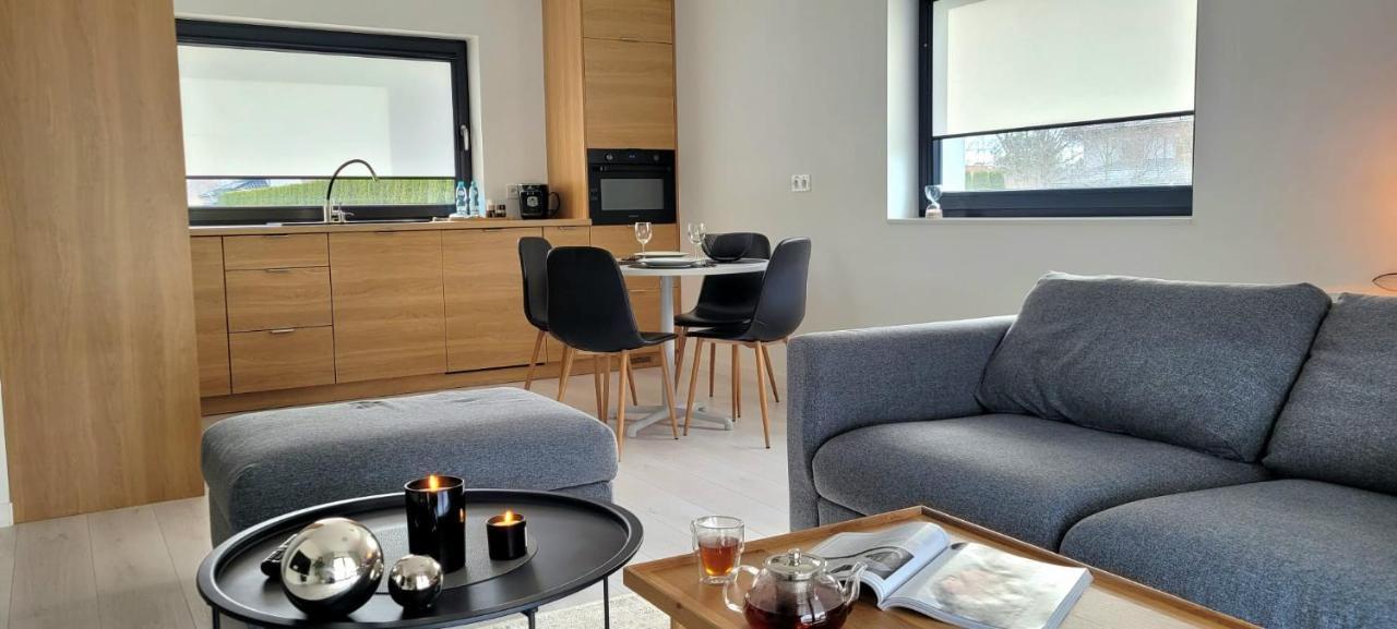 Bast 17: Spacious Mandoria With Parking And Terrace Apartment