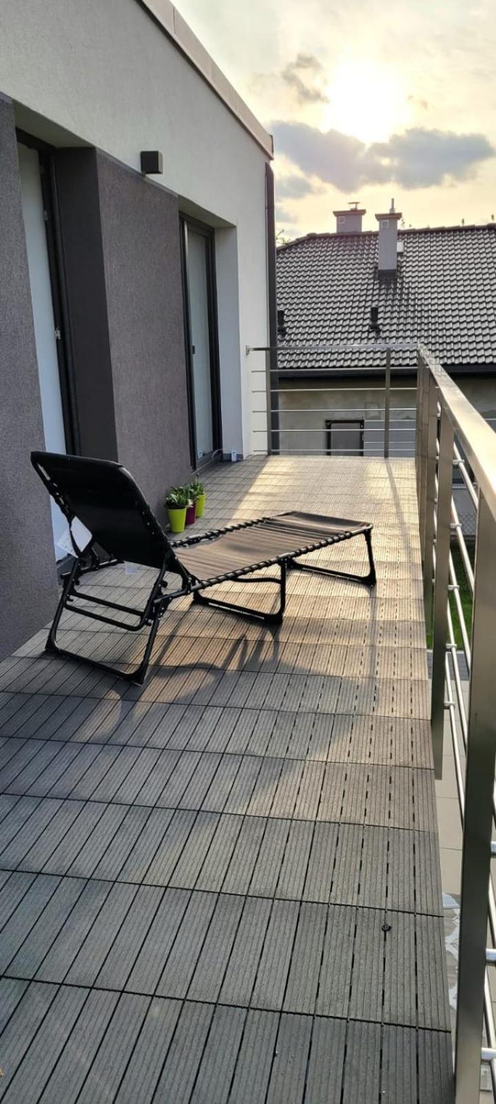 Apartment Bast 17: Spacious Mandoria With Parking And Terrace Lodz (Lodz)